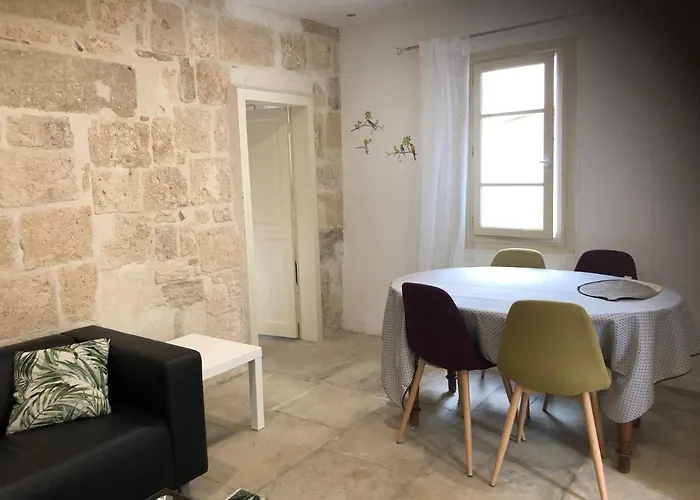 Appartement Au Calme Plein Centre Historique